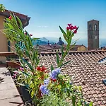 The Hill Terrace Apartman *